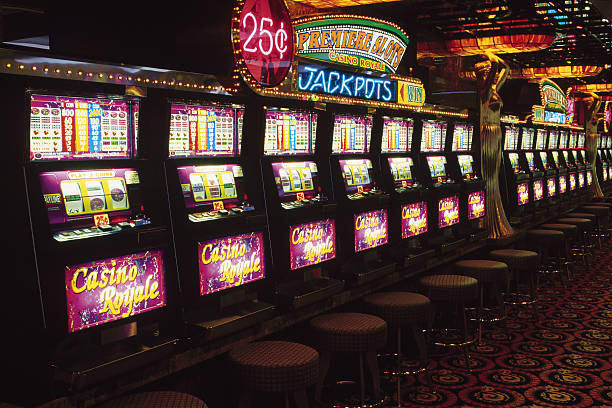 Live AduQ dealer table on gasbet88 login platform
